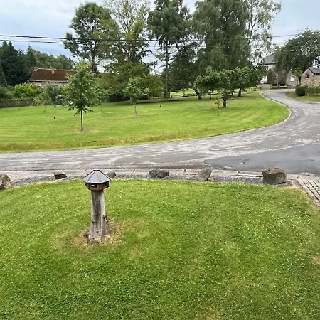 Fermette Semesterbostad Erpigny